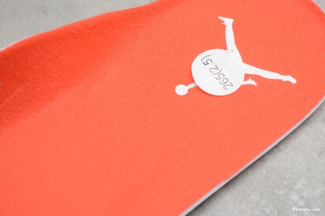 4 Jordan Air Team OrangeCT8527-118 0725